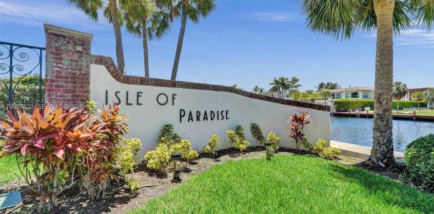 Condo à Hallandale Beach, Floride, 2 chambres  № 2090469