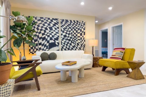Villa ou maison à louer à Pompano Beach, Floride: 4 chambres, 149.94 m2 № 2145738 - photo 8