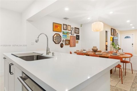 Villa ou maison à louer à Pompano Beach, Floride: 4 chambres, 149.94 m2 № 2145738 - photo 14