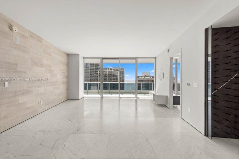 Condo in Miami, Florida, 2 bedrooms  № 1938790 - photo 19