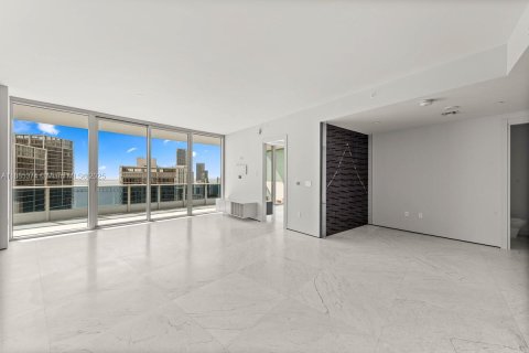 Condo in Miami, Florida, 2 bedrooms  № 1938790 - photo 20