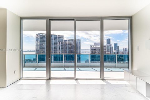 Condo in Miami, Florida, 2 bedrooms  № 1938790 - photo 16