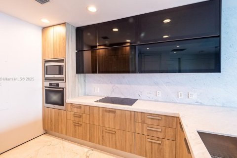 Condominio en venta en Miami, Florida, 2 dormitorios, 138.61 m2 № 1938790 - foto 8