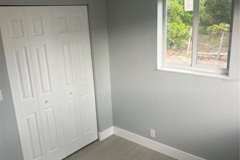 House in Deerfield Beach, Florida 3 bedrooms, 105.91 sq.m. № 2207970 - photo 18