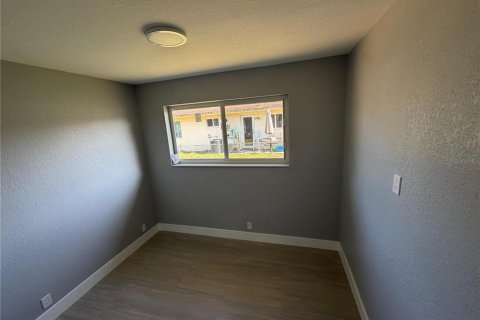House in Deerfield Beach, Florida 3 bedrooms, 105.91 sq.m. № 2207970 - photo 24