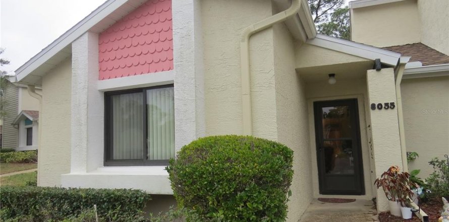 Condo in Weeki Wachee, Florida, 2 bedrooms  № 1569879