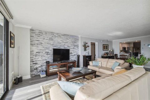 Condo in Tampa, Florida, 2 bedrooms  № 1424560 - photo 24