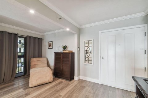Condo in Tampa, Florida, 2 bedrooms  № 1424560 - photo 8
