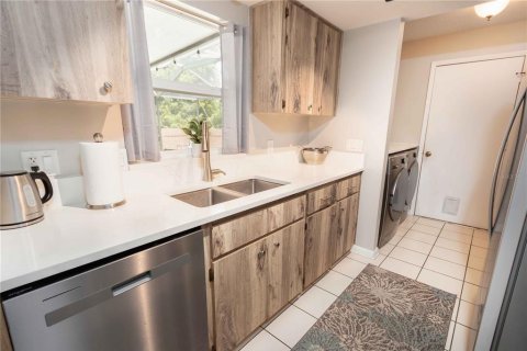 Villa ou maison à vendre à New Port Richey, Floride: 2 chambres, 95.32 m2 № 2408544 - photo 10