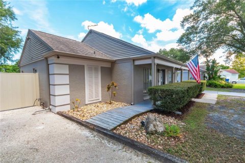 Villa ou maison à vendre à New Port Richey, Floride: 2 chambres, 95.32 m2 № 2408544 - photo 30