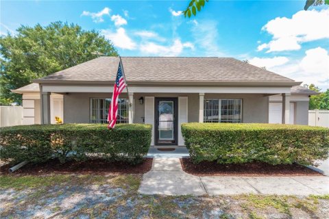 Villa ou maison à New Port Richey, Floride 2 chambres, 95.32 m2 № 2408544