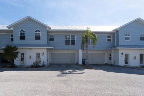 Townhouse in Rotonda, Florida 2 bedrooms, 106 sq.m. № 2109098
