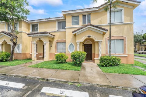 Condo in Homestead, Florida, 3 bedrooms № 2260373 - photo 9