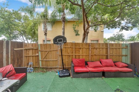 Condo in Homestead, Florida, 3 bedrooms № 2260373 - photo 8