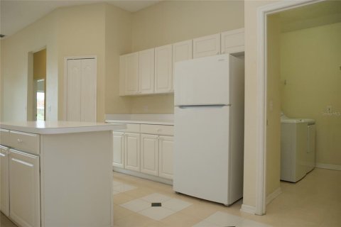 House in Orlando, Florida 3 bedrooms, 247.49 sq.m. № 1834738 - photo 9