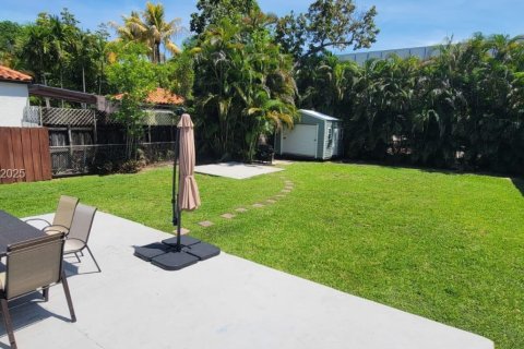 Купить виллу или дом в Майами, Флорида 3 спальни, 145.3м2, № 1989893 - фото 18