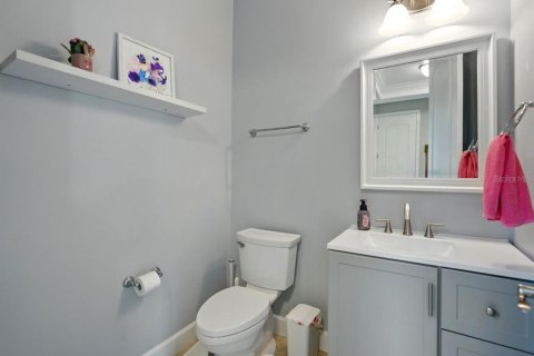 House in Tampa, Florida 4 bedrooms, 305.74 sq.m. № 1673409 - photo 14