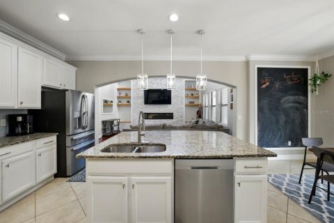 House in Tampa, Florida 4 bedrooms, 305.74 sq.m. № 1673409 - photo 24