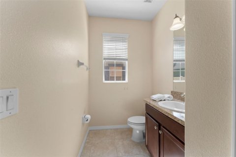 Townhouse in Winter Garden, Florida 3 bedrooms, 162.39 sq.m. № 1800614 - photo 11