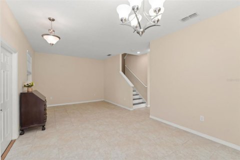 Townhouse in Winter Garden, Florida 3 bedrooms, 162.39 sq.m. № 1800614 - photo 9