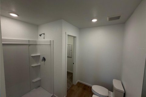 Touwnhouse à louer à Winter Haven, Floride: 3 chambres, 132.2 m2 № 2410568 - photo 21