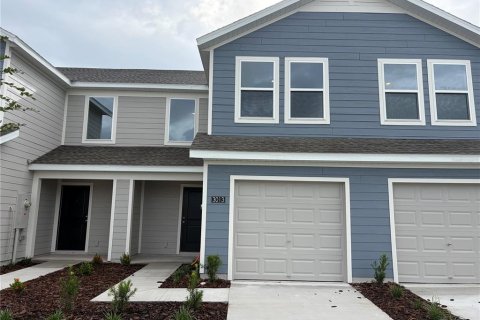Touwnhouse à Winter Haven, Floride 3 chambres, 132.2 m2 № 2410568