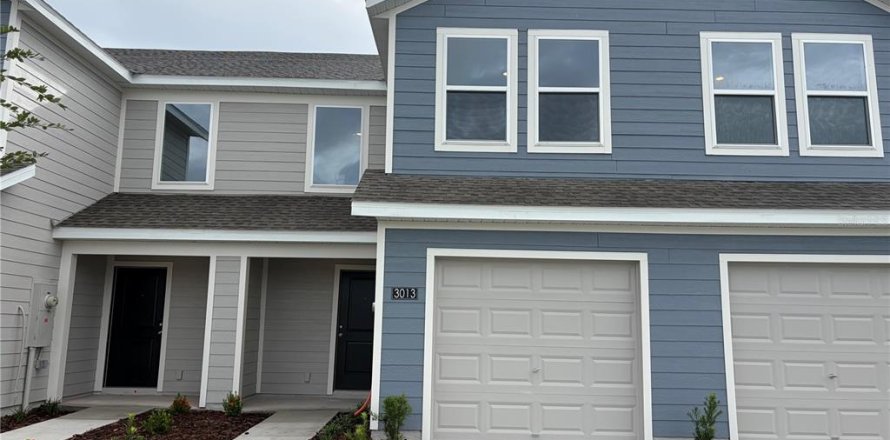 Touwnhouse à Winter Haven, Floride 3 chambres, 132.2 m2 № 2410568
