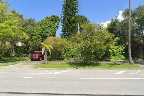 Terreno en venta en Tampa, Florida № 1684964 - foto 1