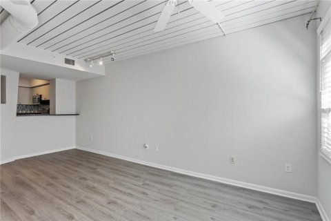 Condominio en venta en Tampa, Florida, 1 dormitorio, 73.3 m2 № 1408100 - foto 13