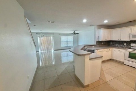 Adosado en alquiler en Kissimmee, Florida, 2 dormitorios, 128.76 m2 № 2114961 - foto 4