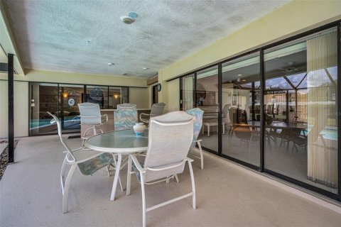 House in Tampa, Florida 4 bedrooms, 243.13 sq.m. № 1902295 - photo 28