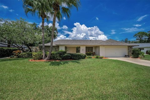 House in Tampa, Florida 4 bedrooms, 243.13 sq.m. № 1902295 - photo 3