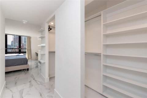 Condominio en venta en Miami, Florida, 3 dormitorios, 191.29 m2 № 1833877 - foto 10