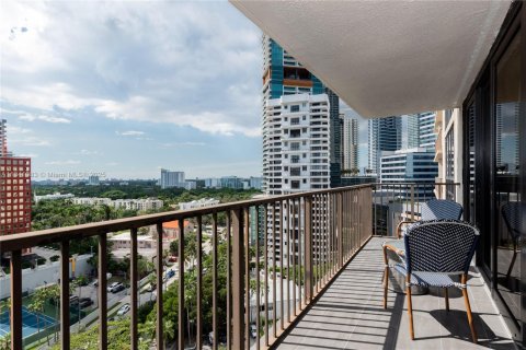 Condominio en venta en Miami, Florida, 3 dormitorios, 191.29 m2 № 1833877 - foto 30
