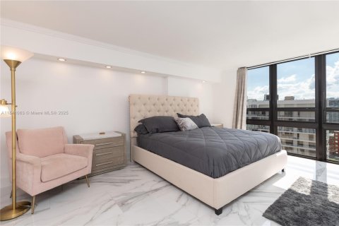 Condominio en venta en Miami, Florida, 3 dormitorios, 191.29 m2 № 1833877 - foto 7