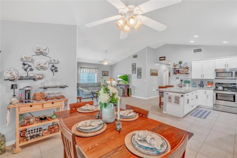 House in Tavernier, Florida 3 bedrooms, 130.99 sq.m. № 1449747 - photo 14