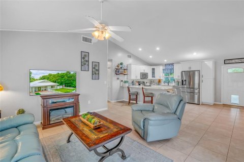 House in Tavernier, Florida 3 bedrooms, 130.99 sq.m. № 1449747 - photo 12