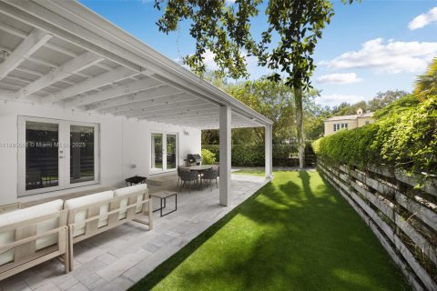 Casa en alquiler en Miami, Florida, 3 dormitorios, 163.51 m2 № 1941978 - foto 6