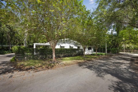 Casa en alquiler en Miami, Florida, 3 dormitorios, 163.51 m2 № 1941978 - foto 2