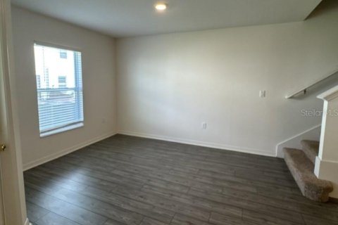 Touwnhouse à vendre à Tavares, Floride: 2 chambres, 150.13 m2 № 2399491 - photo 7