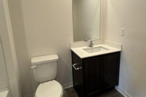 Touwnhouse à vendre à Tavares, Floride: 2 chambres, 150.13 m2 № 2399491 - photo 10