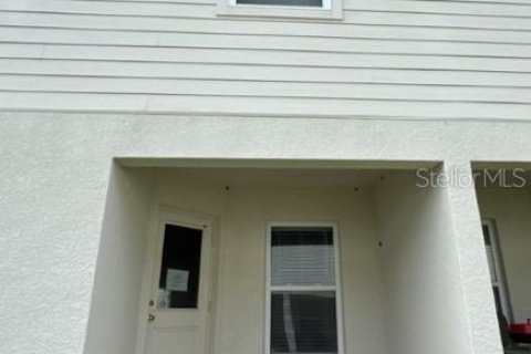 Touwnhouse à vendre à Tavares, Floride: 2 chambres, 150.13 m2 № 2399491 - photo 9