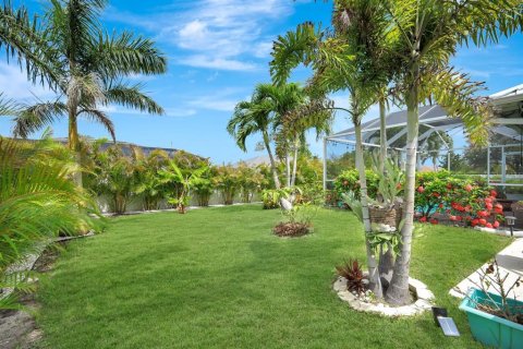 Casa en venta en Cape Coral, Florida, 4 dormitorios, 159.05 m2 № 2287685 - foto 7