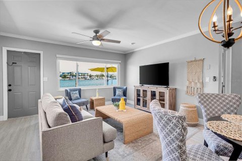 Immobilier commercial à vendre à Indian Rocks Beach, Floride: 6 chambres, 228.91 m2 № 1522021 - photo 18