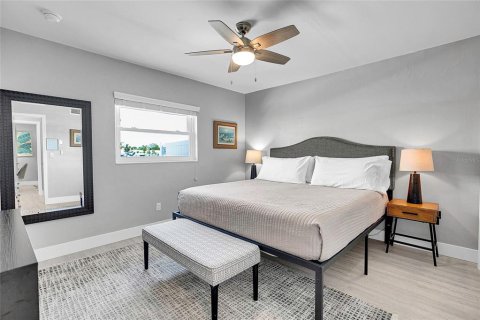 Immobilier commercial à vendre à Indian Rocks Beach, Floride: 6 chambres, 228.91 m2 № 1522021 - photo 21
