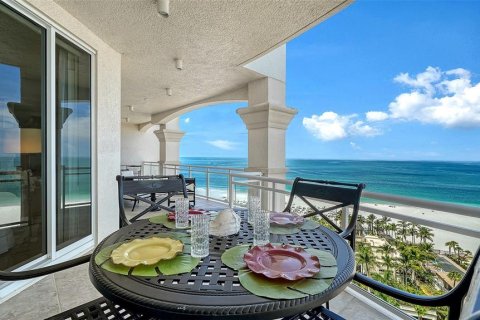 Condo in Sarasota, Florida, 4 bedrooms  № 2230432 - photo 21