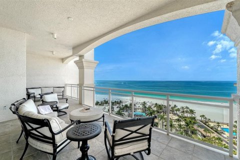 Condo in Sarasota, Florida, 4 bedrooms  № 2230432 - photo 23