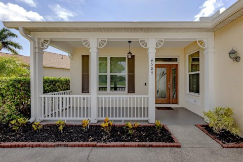 Villa ou maison à vendre à Lakewood Ranch, Floride: 3 chambres, 132.11 m2 № 1815018 - photo 4