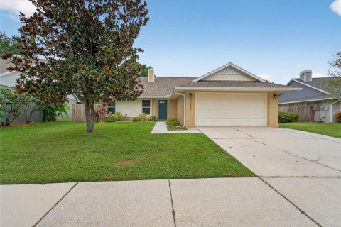 Casa en venta en Brandon, Florida, 3 dormitorios, 166.02 m2 № 1903749 - foto 2
