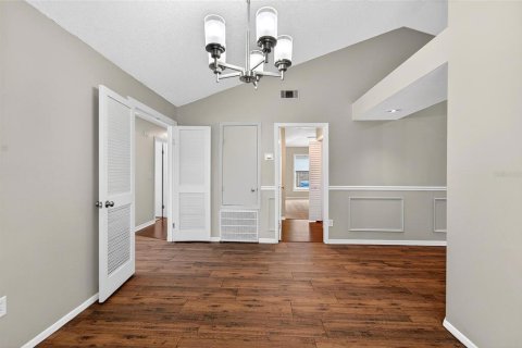Casa en venta en Brandon, Florida, 3 dormitorios, 166.02 m2 № 1903749 - foto 11